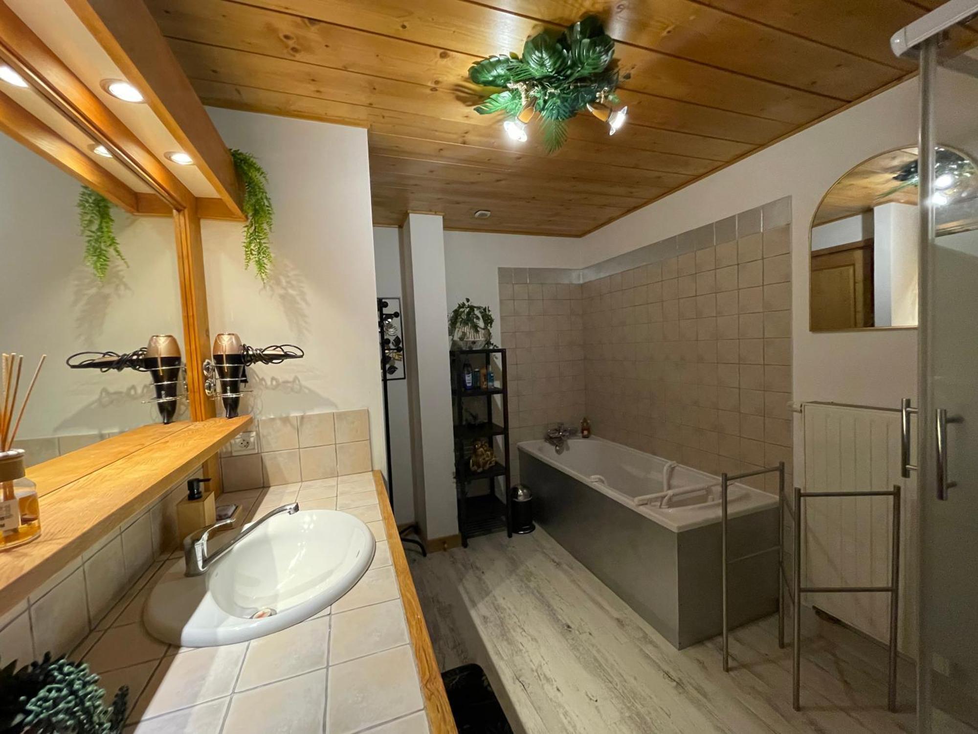 Rooftop 1 - Jacuzzi Prive Au Pied Du Monte-Blanco Σαλάνς Εξωτερικό φωτογραφία